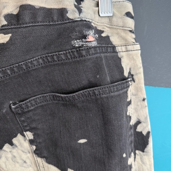 Current/Elliott Black and Cream Tie-Dye Jeans - Picture 7 of 13